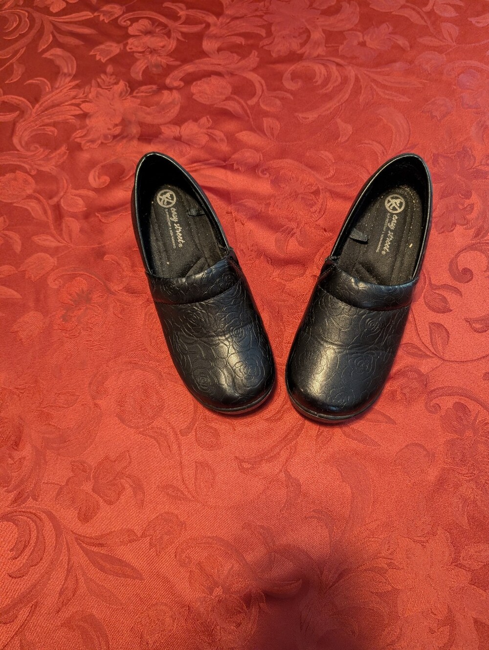 Easystreet 10 wide Black Slip-On Womens  Shoes